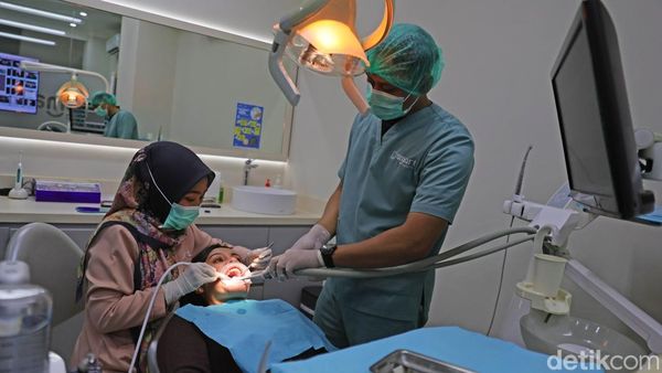 Teknologi Digital Dorong Transformasi Perawatan Gigi di Indonesia