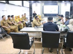 Diam-diam DPRD Gresik Gelar Hearing Tertutup Kasus Penipuan SK PNS