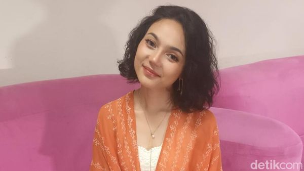 Rina Nose Alami Post-op Blues Usai Operasi Hidung, Ini yang Terjadi