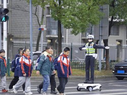 Dipakai Lebih 30 Negara, Robot Chery AiMOGA Bisa Kerjakan Apa Saja?