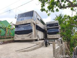 Viral Rumah Mirip Bus Tingkat di Kopen Wonogiri, Pakai Roda Juga!