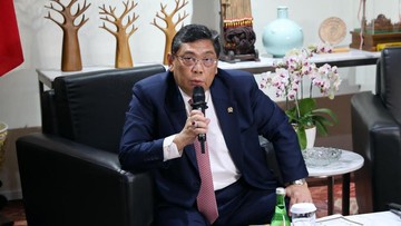 Polemik Ijazah Gibran, F-PDIP DPR Mau Ngobrol Dulu dengan Puan dan Hasto