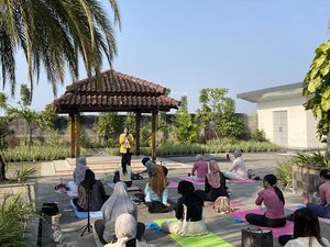 Rayakan Hari Kartini, Fit Day Studio Gelar Mat Pilates di Aston Madiun