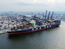 10 Terminal Peti Kemas Lampaui Target di Triwulan I 2026