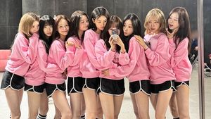 Foto: Kim Sejeong Hingga Jeon Somi Reunian, Siap Tur Konser Bareng I.O.I