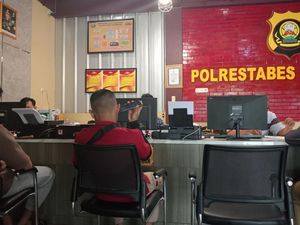 Karyawan di Palembang Polisikan Rekan Kerja Diduga Dilecehkan Sesama Jenis