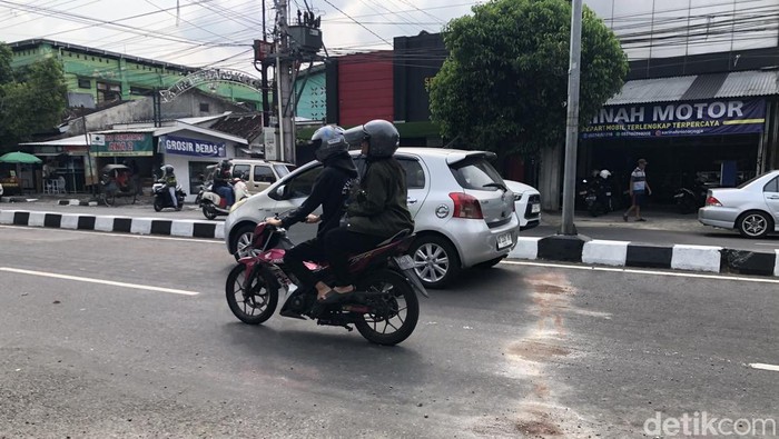 Lokasi kecelakaan maut di jalan Magelang, Tegalrejo, kota Jogja, Rabu (22/4).