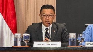 Menlu: Energi Kita Aman, Suplai BBM Tak Semua Lewat Selat Hormuz