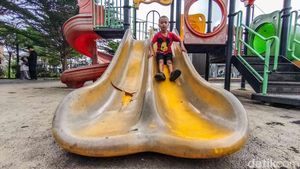 Miris Banget! Taman Ondel-Ondel Ini Rusak Parah dan Terbengkalai