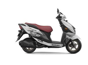 Suzuki Avenis 125 Disegarkan, Pakai Baju Baru