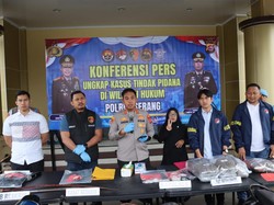 Tangkap 2 Pelaku Curanmor, Polres Serang Temukan 2 Senpi Rakitan dan 12 Amunisi
