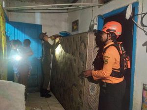 8 Rumah Warga di Rumpin Bogor Rusak Diterjang Angin Kencang