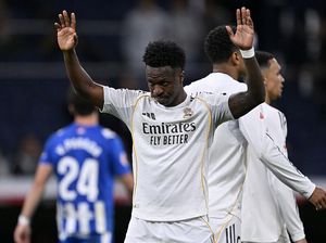 Madrid Vs Suporter: Pemain Disoraki, Bernabeu Sepi