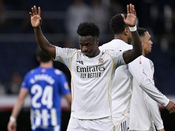 Madrid Vs Suporter: Pemain Disoraki, Bernabeu Sepi