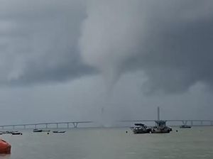 Video Heboh Pusaran Angin bak Tornado di Suramadu, BMKG Beri Penjelasan