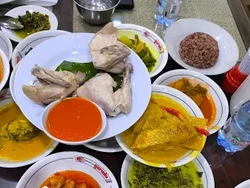 Turis Malaysia Minta Rekomendasi Resto Padang hingga Kopi Arabika Vs Robusta