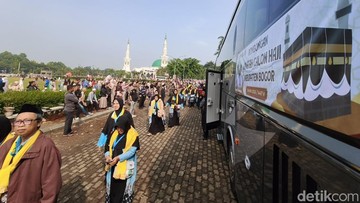 445 Jemaah Haji Berangkat dari Kabupaten Bogor, Termuda Usia 17 Tahun