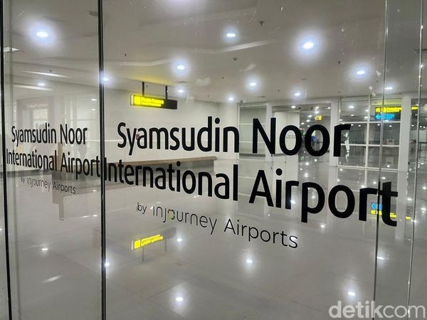 Terpikat Fosil Kayu Ulin di Bandara Syamsudin Noor, Pintu Gerbang Kalsel