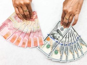 Biang Kerok Rupiah Keok Lawan Dolar AS, Ekonom: Kepercayaan Investor Turun