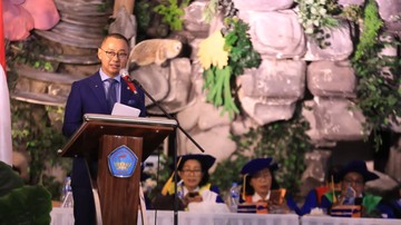 Eddy Soeparno Bicara Tantangan Disrupsi Global di Unpatti Ambon