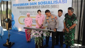 Kapolres Kediri Resmikan SPPG Ketiga di Kandat, Perluas Jangkauan MBG