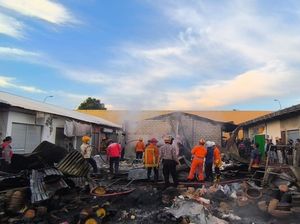 Pasar Baru Tuban Terbakar Dini Hari, 41 Lapak Pedagang Ludes