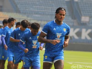 Dilema Menyenangkan Bojan Jelang Persib Vs Arema FC