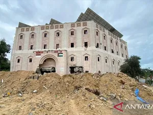 RI Kecam Israel Pasang Spanduk Rising Lion di Reruntuhan RS Indonesia Gaza