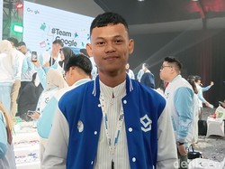 Kisah Syahdika, Buat Aplikasi Bahasa Isyarat-Keuangan dengan AI Bareng Teman