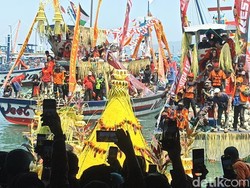 Paceklik Ikan, Nelayan Prigi Tetap Gelar Upacara Adat Larung Sembonyo