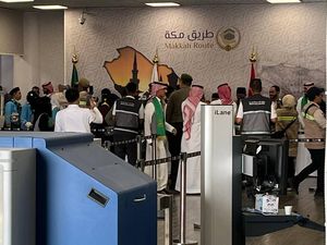 Tips Buat Jemaah Haji Agar Tak Gugup Saat di Imigrasi Arab Saudi