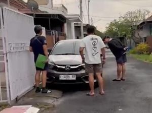 Video Detik-detik Polisi Tangkap Istri-2 Anak Ko Erwin Bandar Narkoba