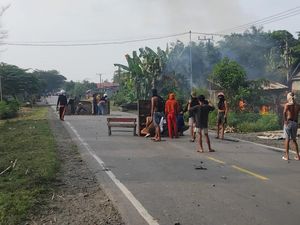 2 Kelompok Warga Bentrok Pakai Busur Panah-Batu di Luwu, Lalin Sempat Lumpuh