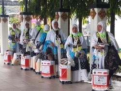 4 Calon Haji Embarkasi Solo Dipulangkan ke Daerah Asal