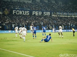 Persib Gagal Menang di GBLA!