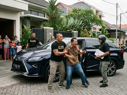 Pemilik Lexus dan Leasing yang Suruh DC Rampas Sempat Adu Bukti di Samsat