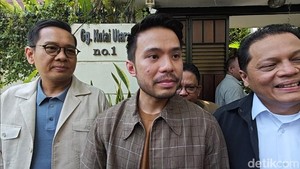 Jokowi Dipastikan Tunjukkan Ijazah Asli Saat Sidang Pencemaran Nama Baik