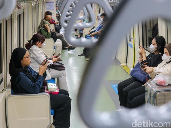 LRT Jabodebek Catat Lonjakan Penumpang