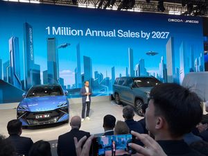 Omoda O4 Meluncur, SUV Kompak Bermesin Hybrid