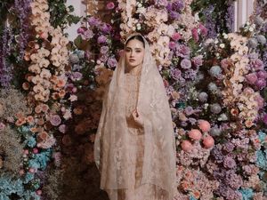 Intip Detail Dekor Pengajian-Siraman Syifa Hadju, European Garden Nuansa Ungu