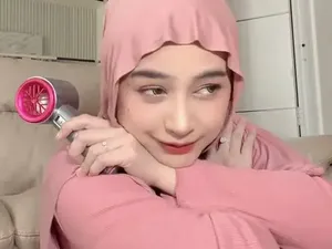 Ria Ricis Tampil Beda, Apanya Ya?