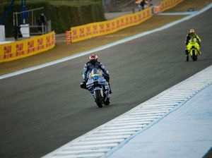 Hasil MotoGP Spanyol 2026: Marc Jatuh, Alex Marquez Juaranya!