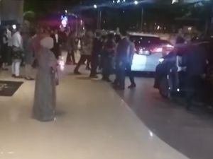 Al Ghazali Sambut Gibran Rakabuming Raka di Resepsi El Rumi-Syifa Hadju