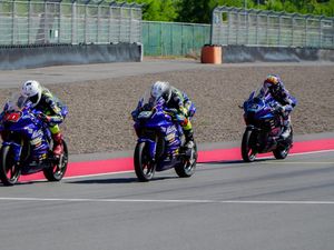 Kejurnas Pertamina Mandalika Racing Series Berlangsung Ketat