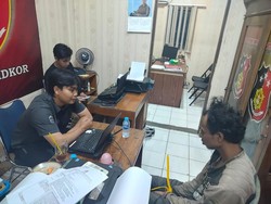 Duo Maling Chromebook Milik SD di Sine Sragen Dibekuk