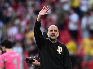 Guardiola: Man City Masih Jauh dari Treble