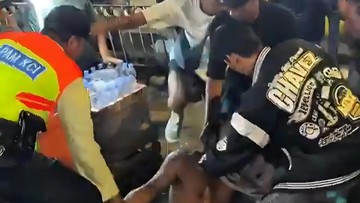 Pria Dipukuli Massa di Bogor Setelah Menghancurkan Gitar Pengamen