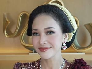 Berbusana Senada, Adu Gaya Maia Estianty-Mulan Jameela di Pernikahan El Rumi