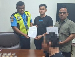 Bawa Emas 1,3 Kg, 2 Penumpang Diamankan di Bandara Djalaluddin Gorontalo