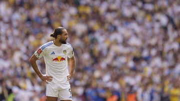 Calvert-Lewin Tarik Rambut Cucurella Tak Kartu Merah? Fans MU Meradang